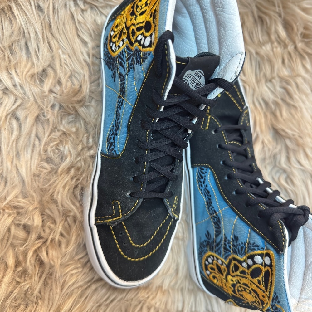 VANS Sk8-Hi Unisex Dia de Los Muertos Embroidered Sneakers. Men’s 4.5 Women’s 6​ - Picture 4 of 12